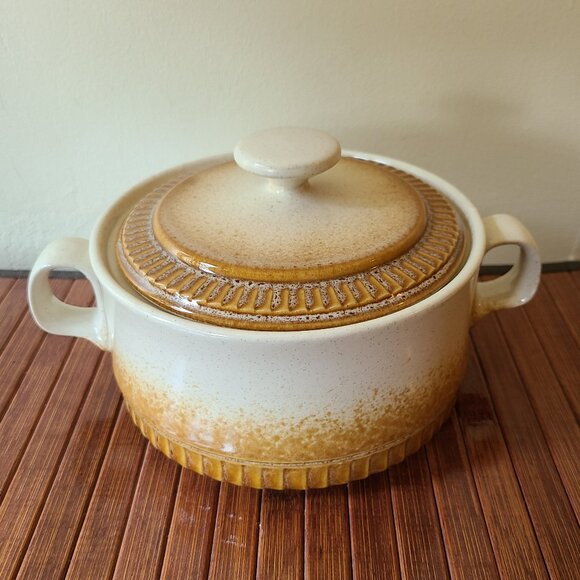 Vintage Sunmarc Japan Stoneware Covered Pot, Bowl, Oven Safe - Picture 1 of 10